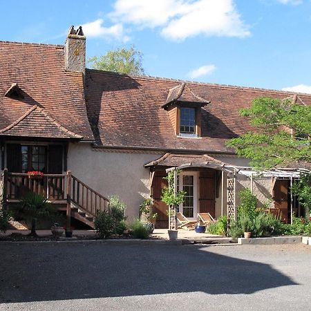 Chambre D'Hotes Aux Portes Du Perigord NoirLa Douze エクステリア 写真