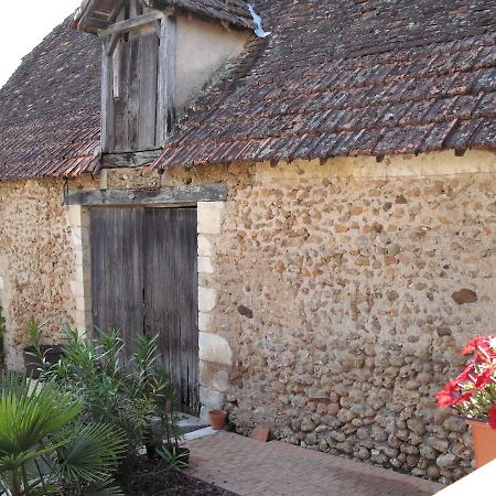 Chambre D'Hotes Aux Portes Du Perigord NoirLa Douze エクステリア 写真